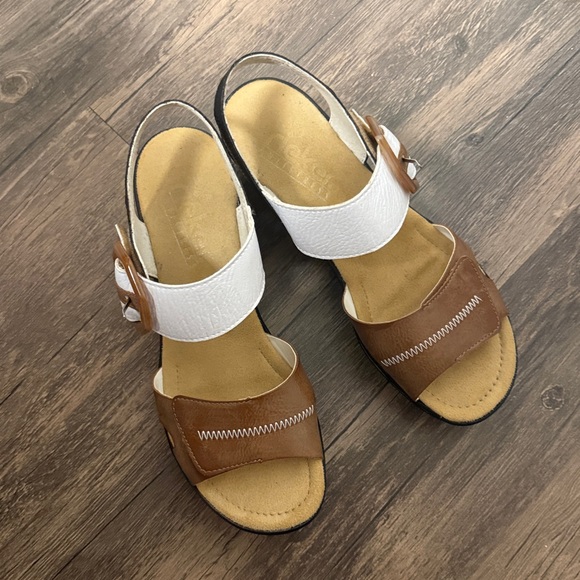 Rieker Women’s 68176 Rose Sandal - Picture 6 of 8